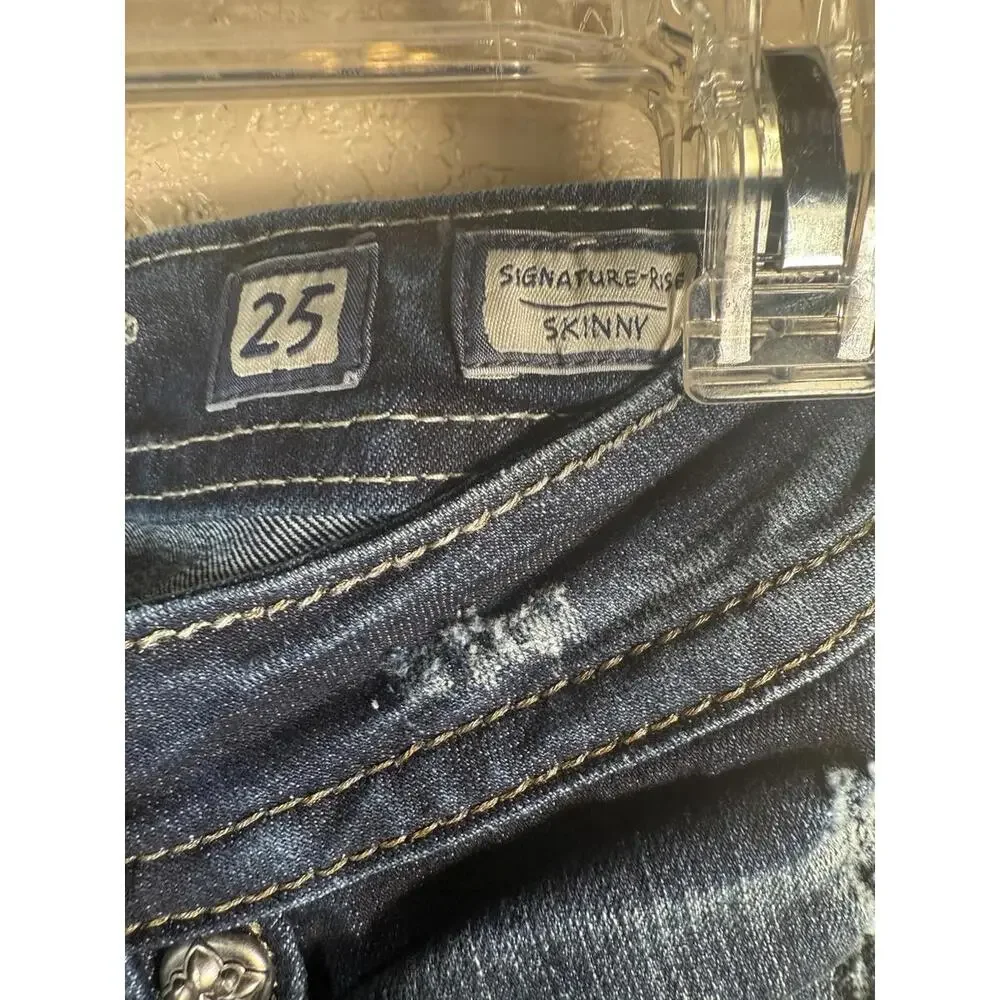 Miss Me Skinny Jeans Womens‎ Size 27 Embellished Rhinestone Signature Rise